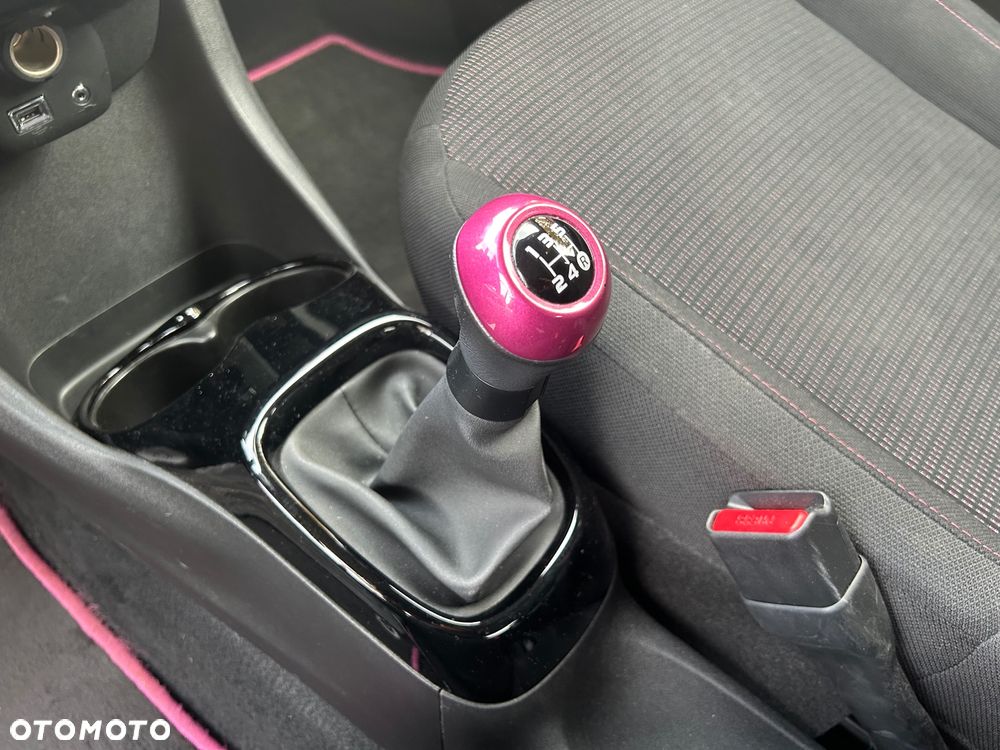 Toyota Aygo 1.0 VVT-i Color Edition - 30