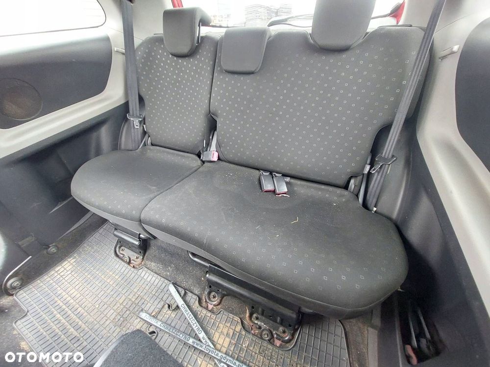 FOTEL LEWY PRZÓD TOYOTA YARIS II - 10
