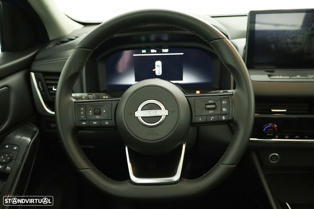 Nissan Qashqai 1.3 DIG-T N-Connecta LED - 15