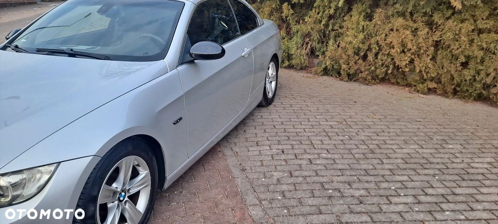 BMW Seria 3 320i - 29