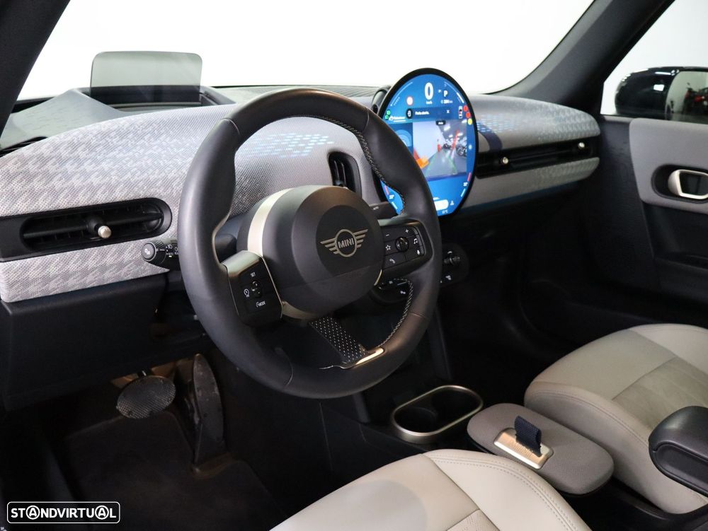 MINI Cabrio C Favoured L - 9