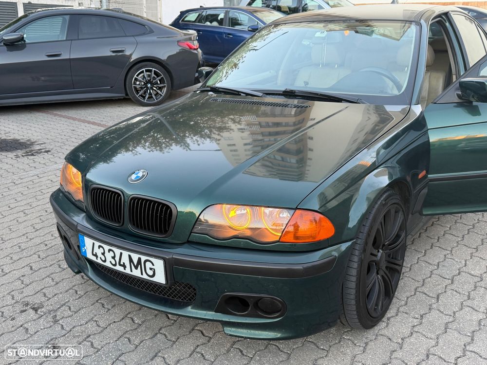 BMW 320