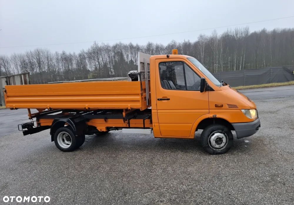 Mercedes-Benz SPRINTER - 4