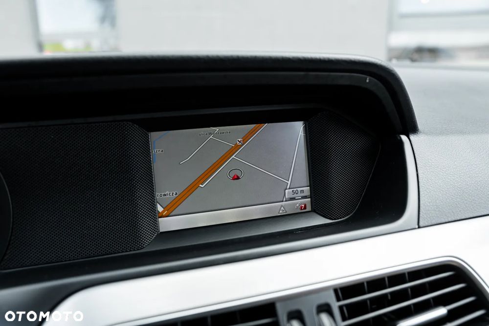 Mercedes-Benz Klasa C 250 CDI DPF Automatik BlueEFFICIENCY Special Edition - 29