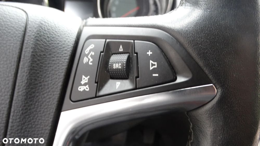 Opel Astra 1.4 Turbo Innovation - 21