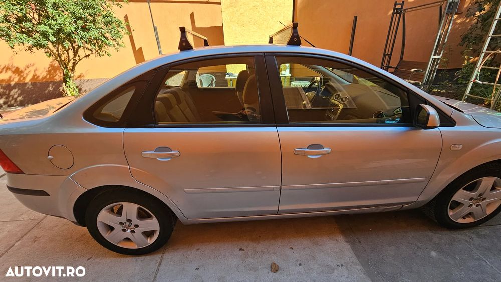 Ford Focus - 7