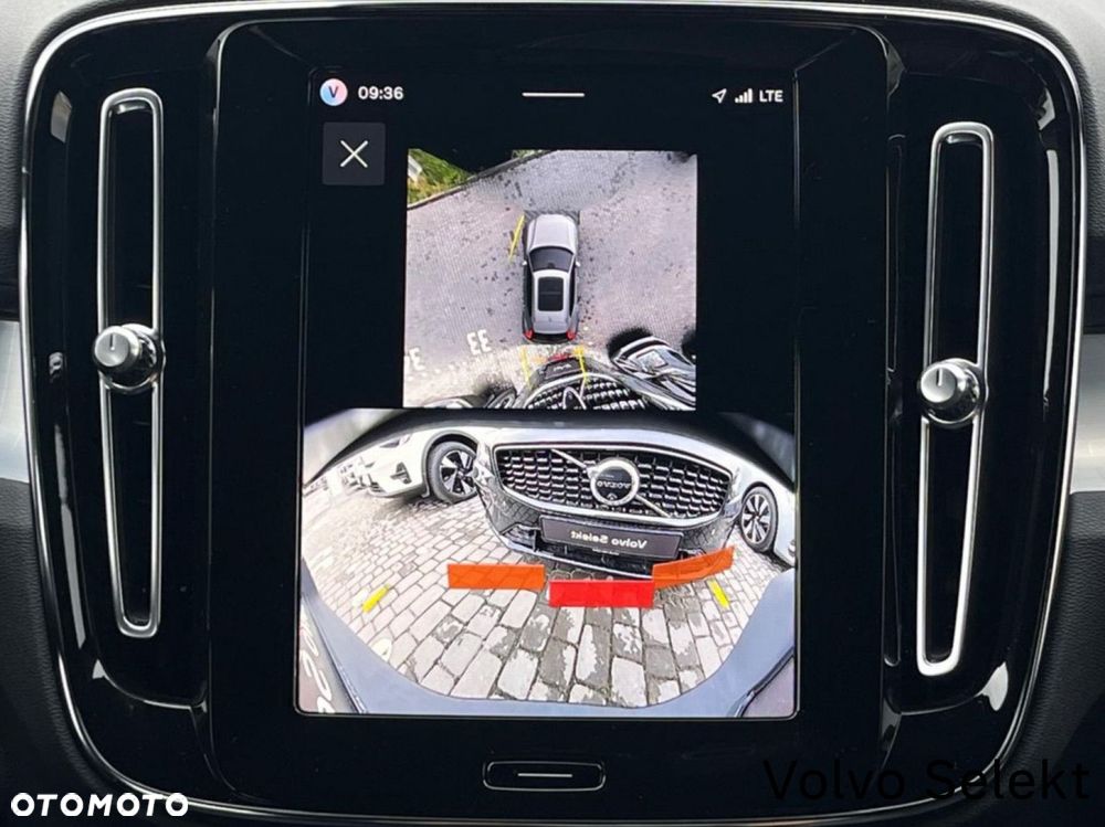 Volvo XC 40 - 25