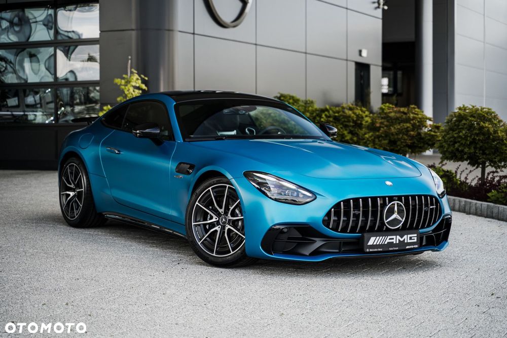 Mercedes-Benz AMG GT - 11