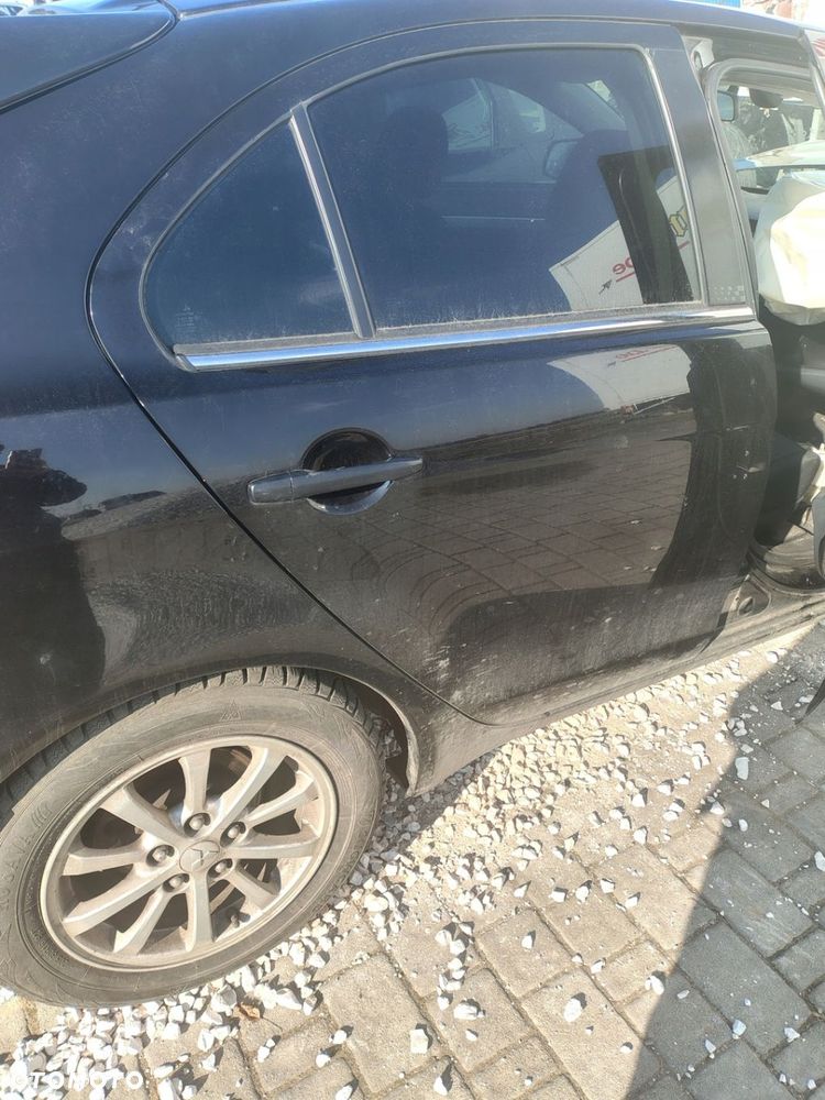 MITSUBISHI LANCER VIII SPORTBACK DRZWI PRAWE TYLNE TYŁ GOŁE - 1