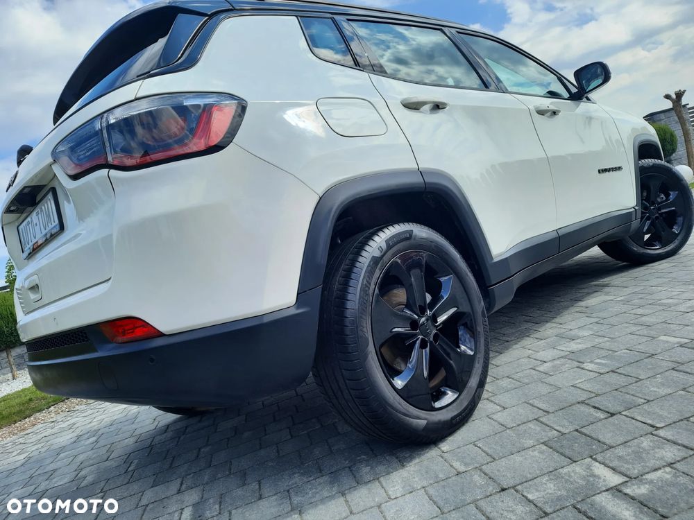 Jeep Compass 1.4 MultiAir Limited - 27