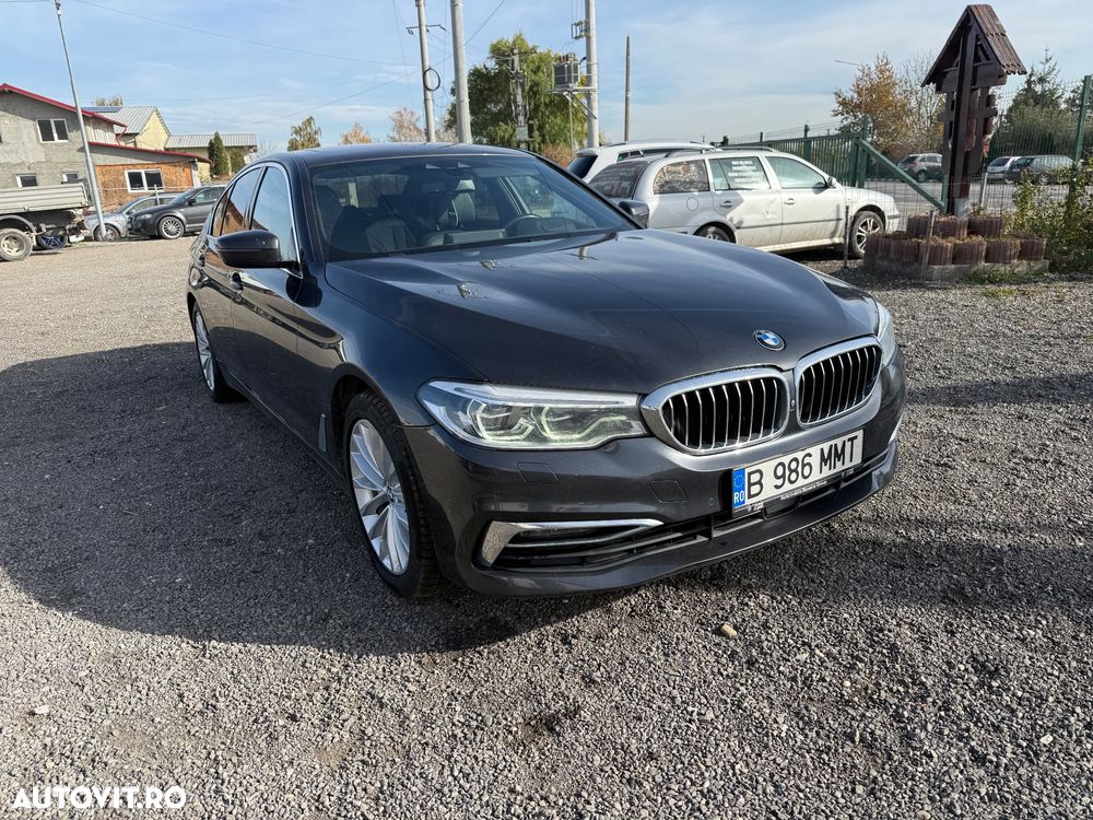 BMW Seria 5 530d xDrive Aut. Luxury Line - 2