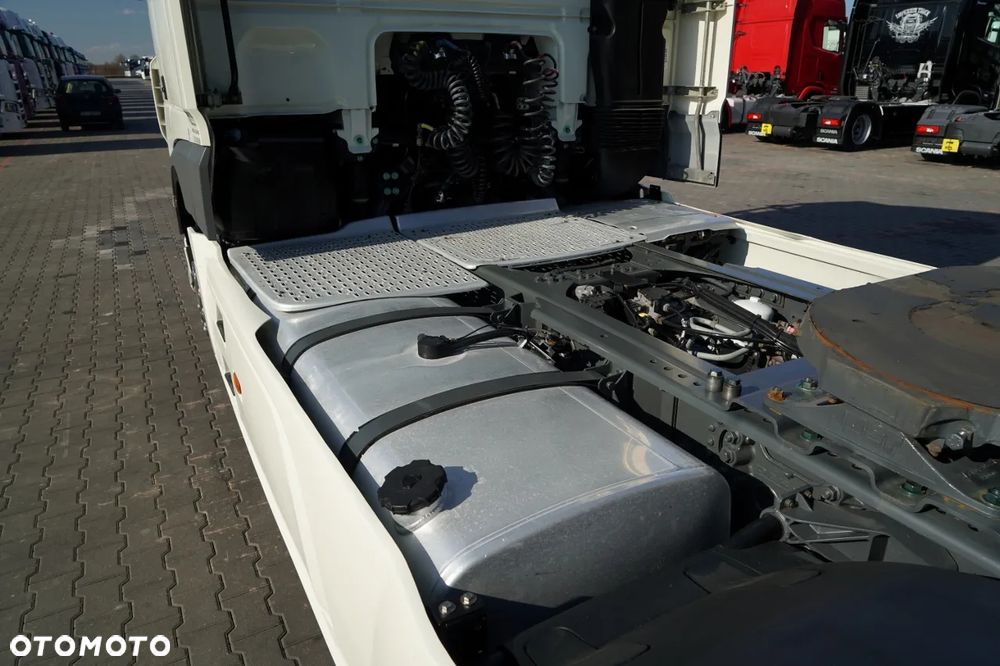 DAF XF 480 / SPACE CAB  / RETARDER  / 2020 R - 13