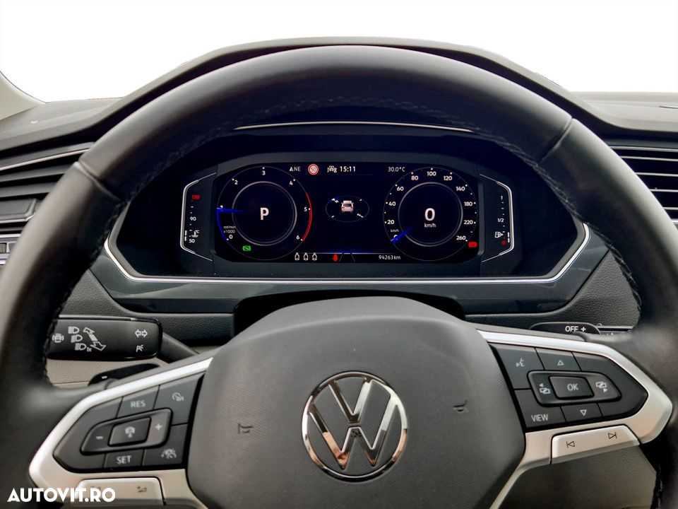 Volkswagen Tiguan 2.0 TDI DSG Life - 19