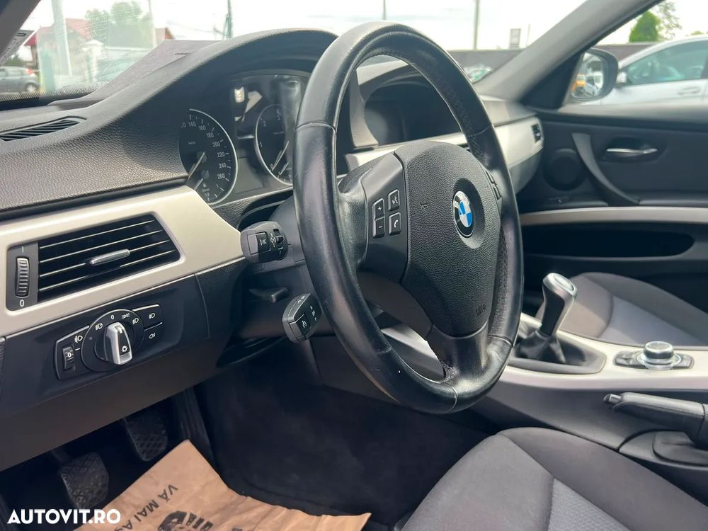BMW Seria 3 - 13