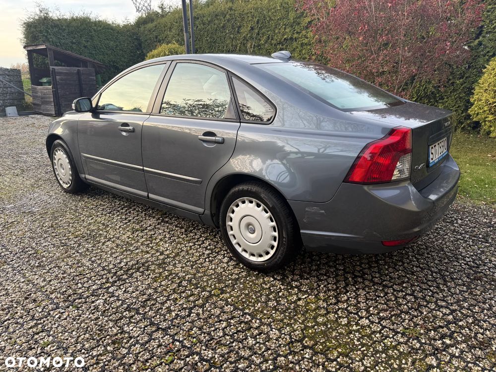 Volvo S40 2.0D - 4