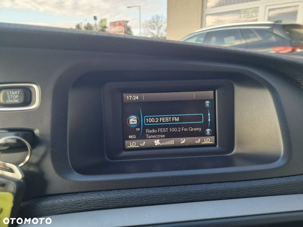 Volvo V40 T3 Kinetic - 23