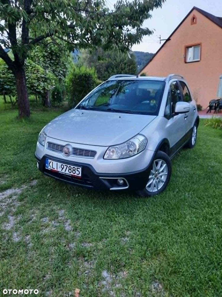 Fiat Sedici 1.6 16V 4x4 Emotion - 1