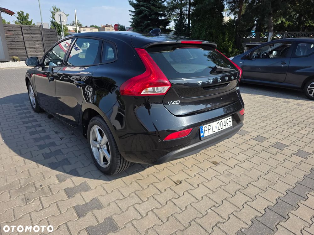 Volvo V40 - 9