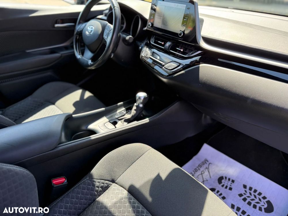 Toyota C-HR 2.0 HSD 184 CP 4x2 CVT C-lassy bi-tone - 9