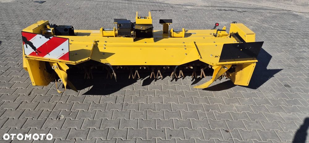 New Holland F320P - 22