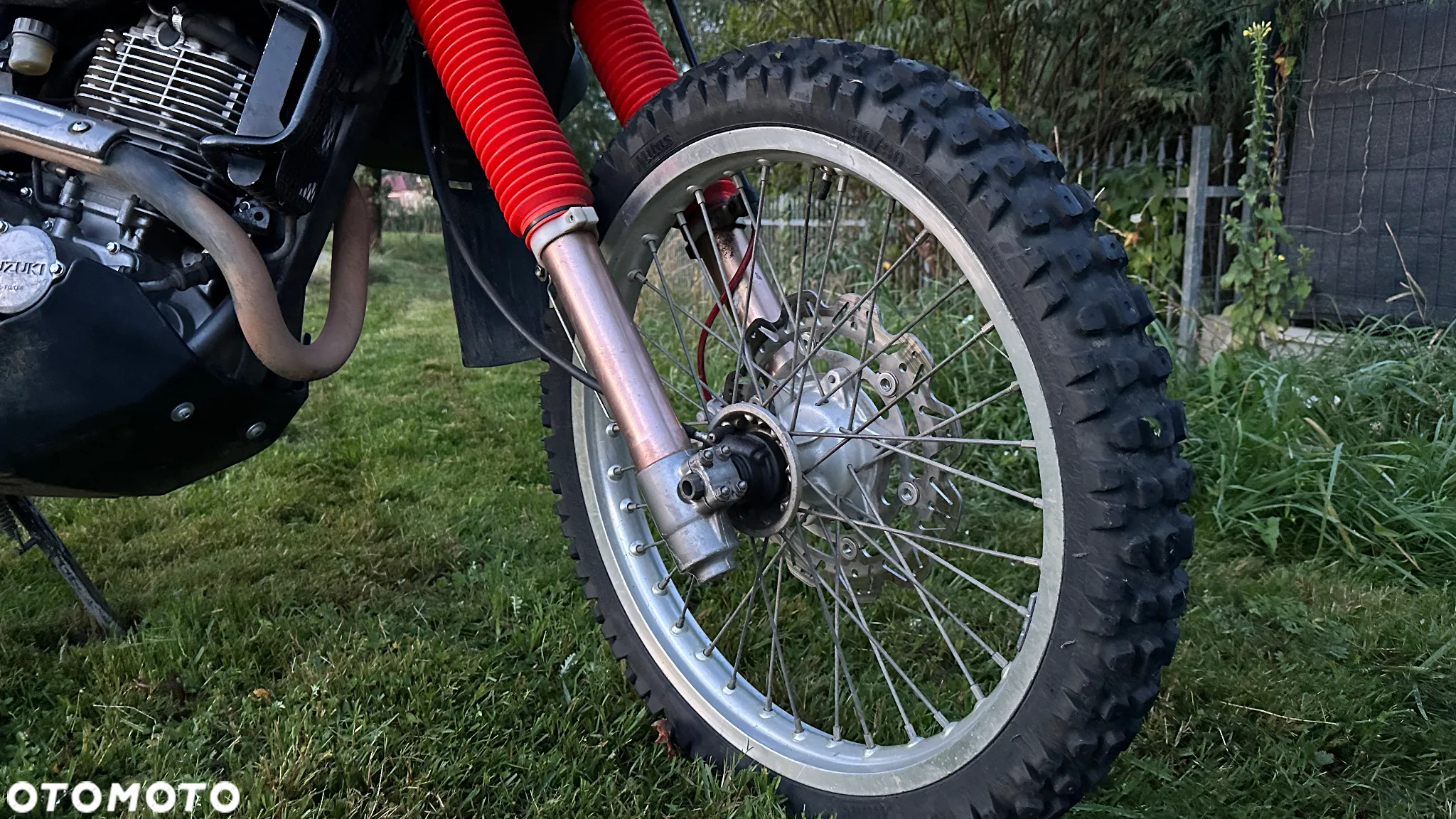 Suzuki DR - 7