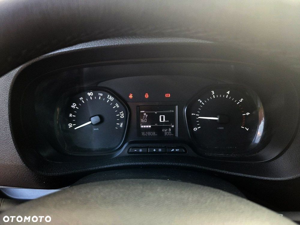 Toyota ProAce - 23