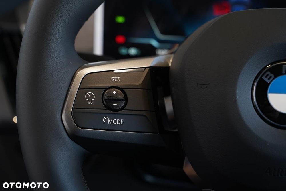 BMW iX xDrive60 111.5kWh - 18