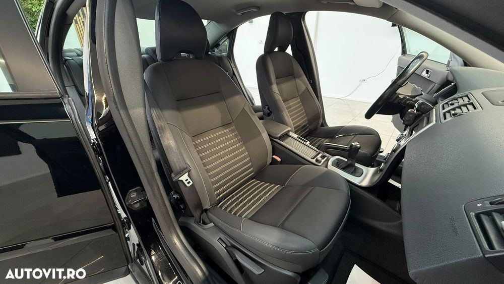 Volvo S40 1.8 - 21