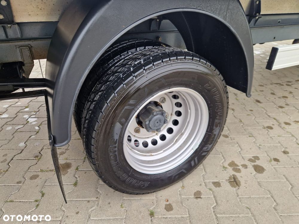 Mercedes-Benz Sprinter - 5