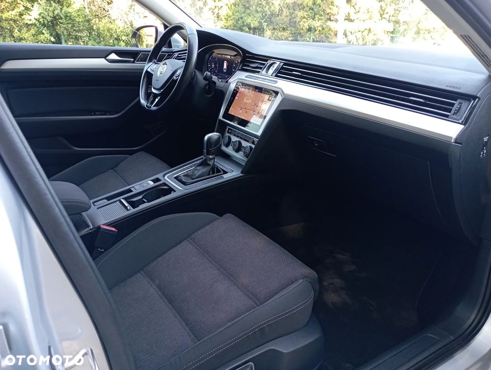 Volkswagen Passat 2.0 TDI BMT Comfortline DSG7 - 9