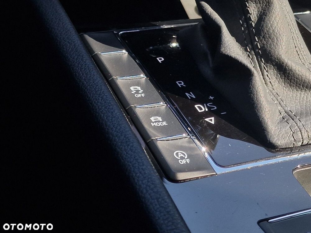 Skoda Superb 2.0 TDI SCR 4x4 L&K DSG - 28