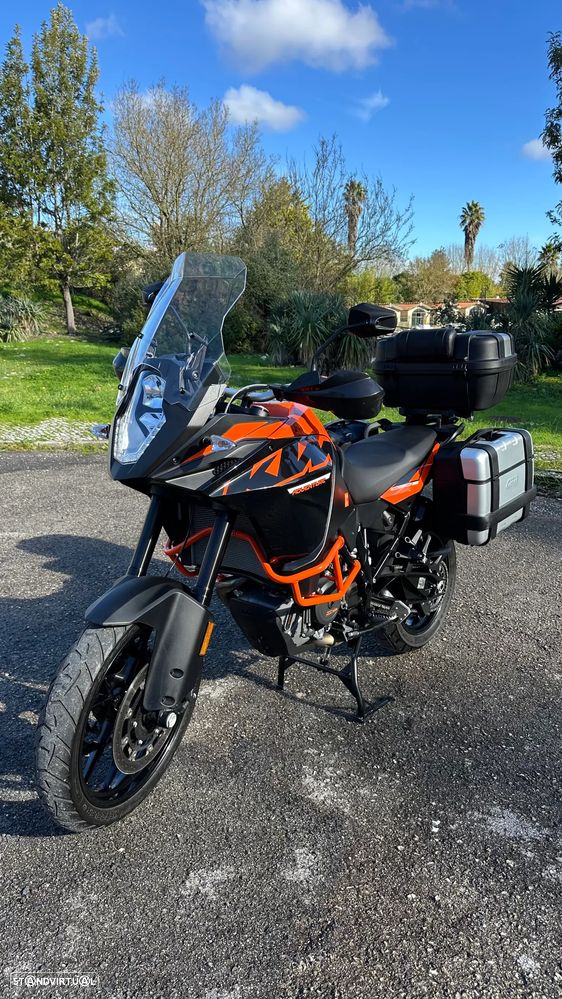 KTM 1090 Adventure S - 1