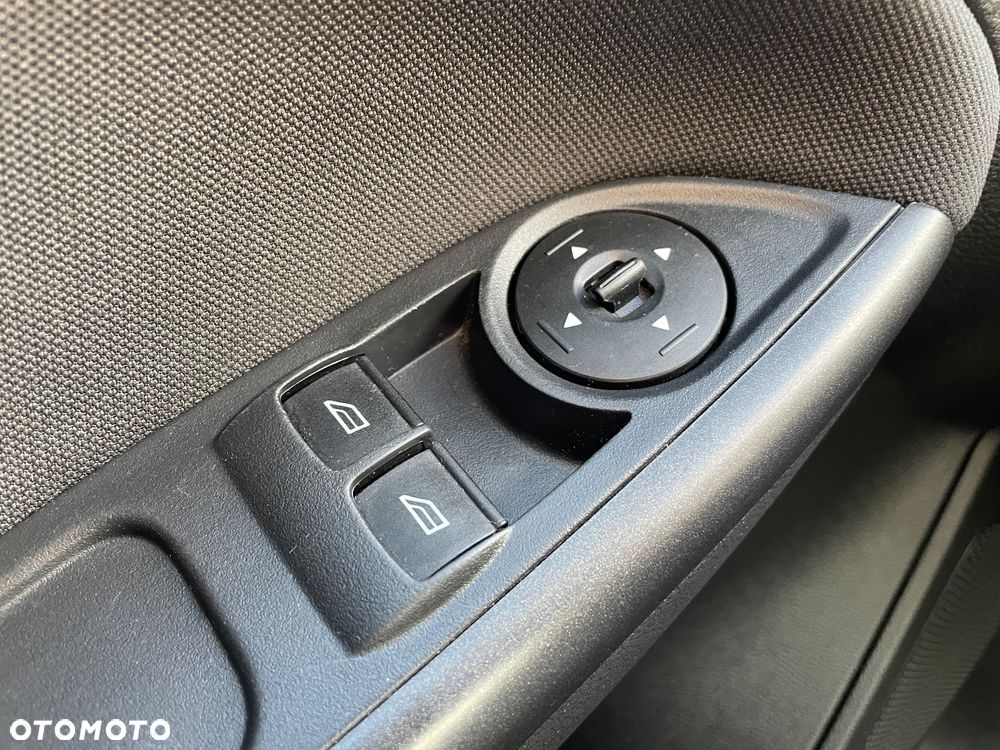 Ford Focus 1.5 EcoBoost Trend ASS - 16