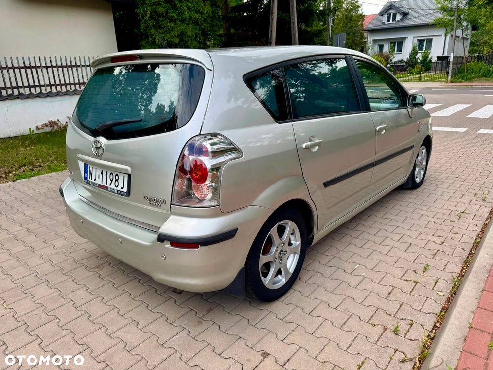 Toyota Corolla Verso 2.0 D-4D Sol - 20