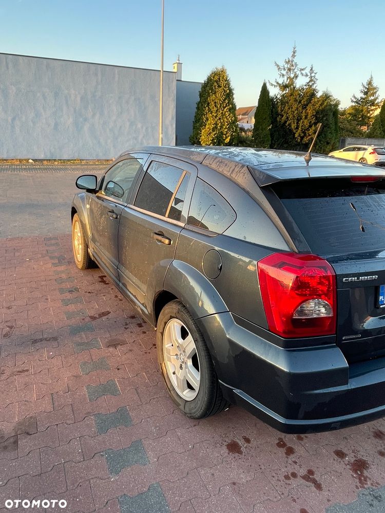 Dodge Caliber - 2