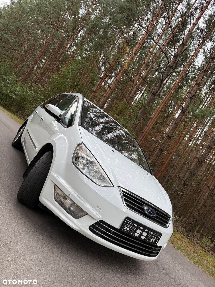 Ford Galaxy 2.0 TDCi Titanium - 23