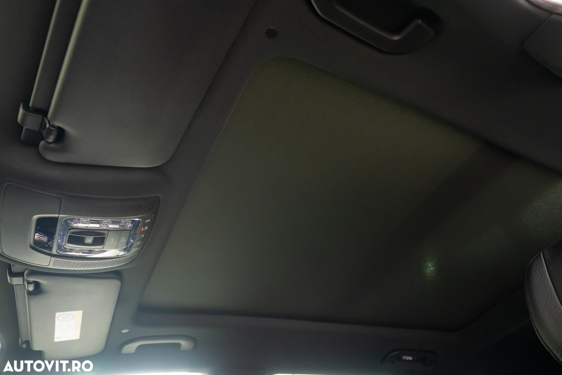 Mercedes-Benz GLS - 22