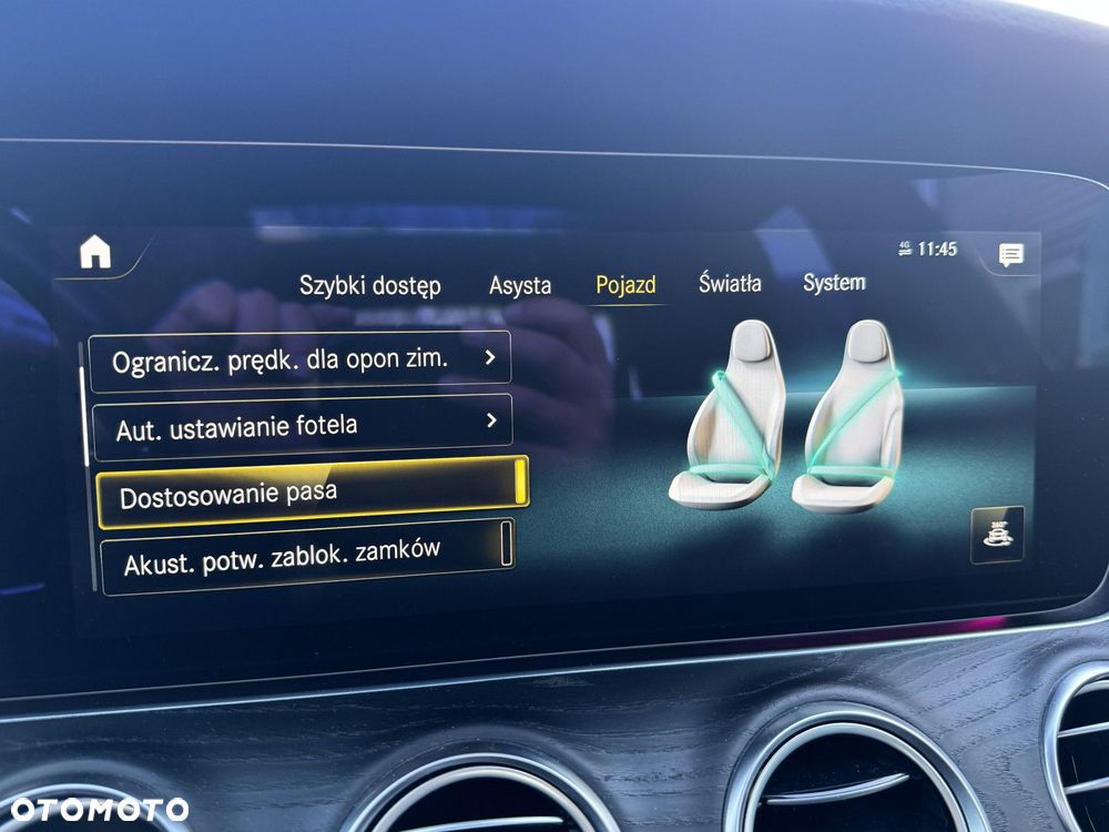 Mercedes-Benz Klasa E 220 d 4-Matic AMG - 33