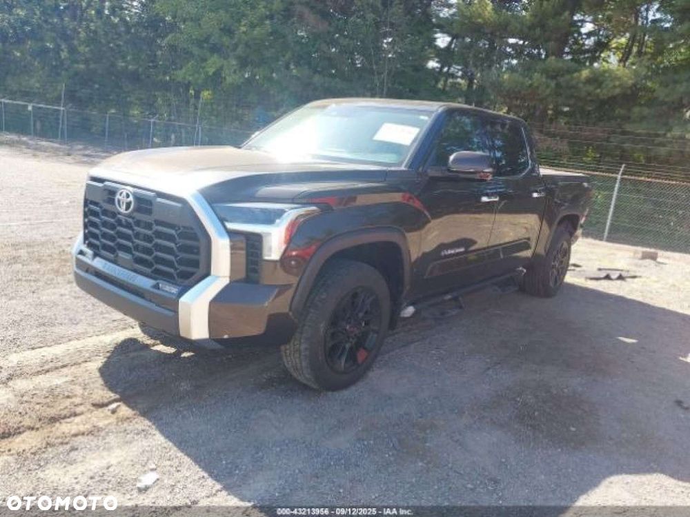 Toyota Tundra - 3