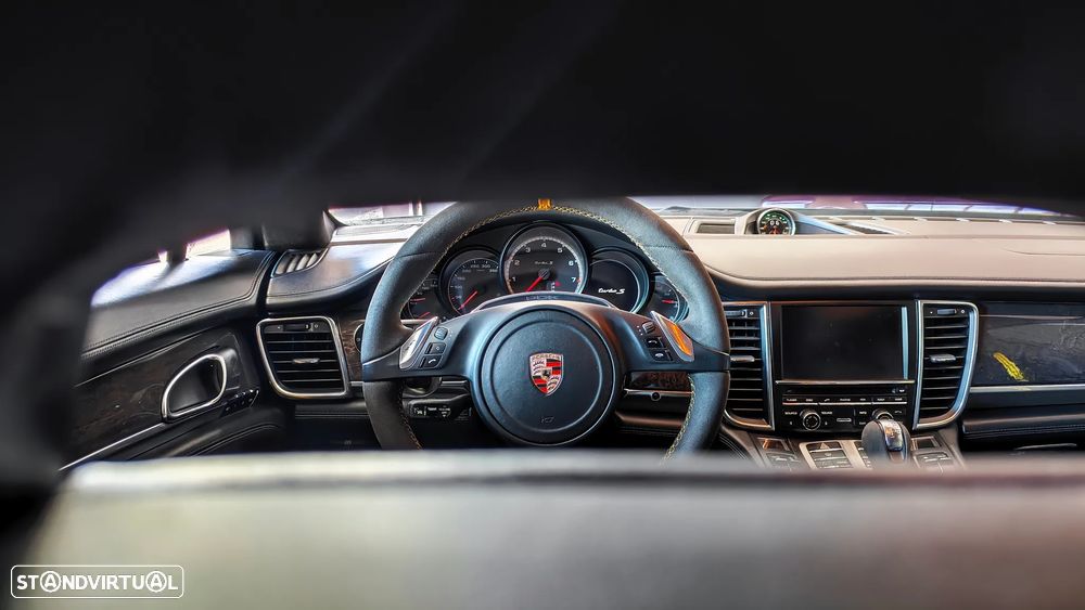 Porsche Panamera Turbo S PDK - 7