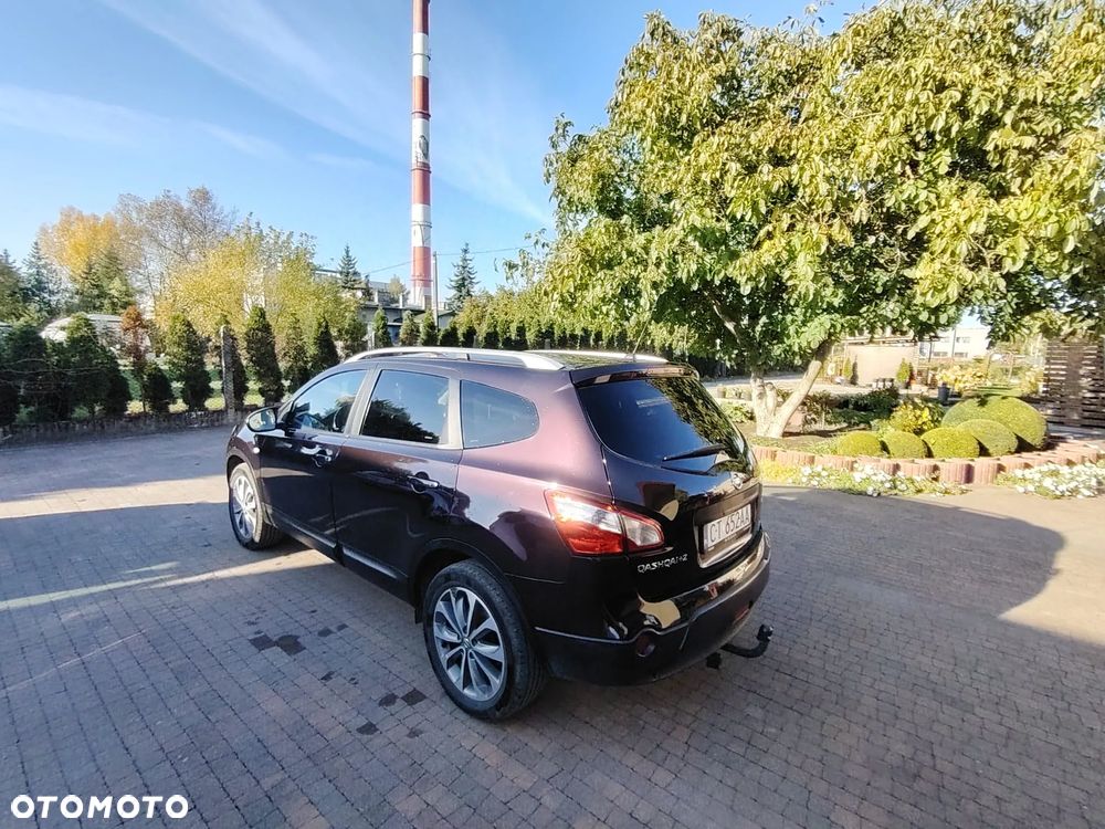 Nissan Qashqai+2 2010 photo 3