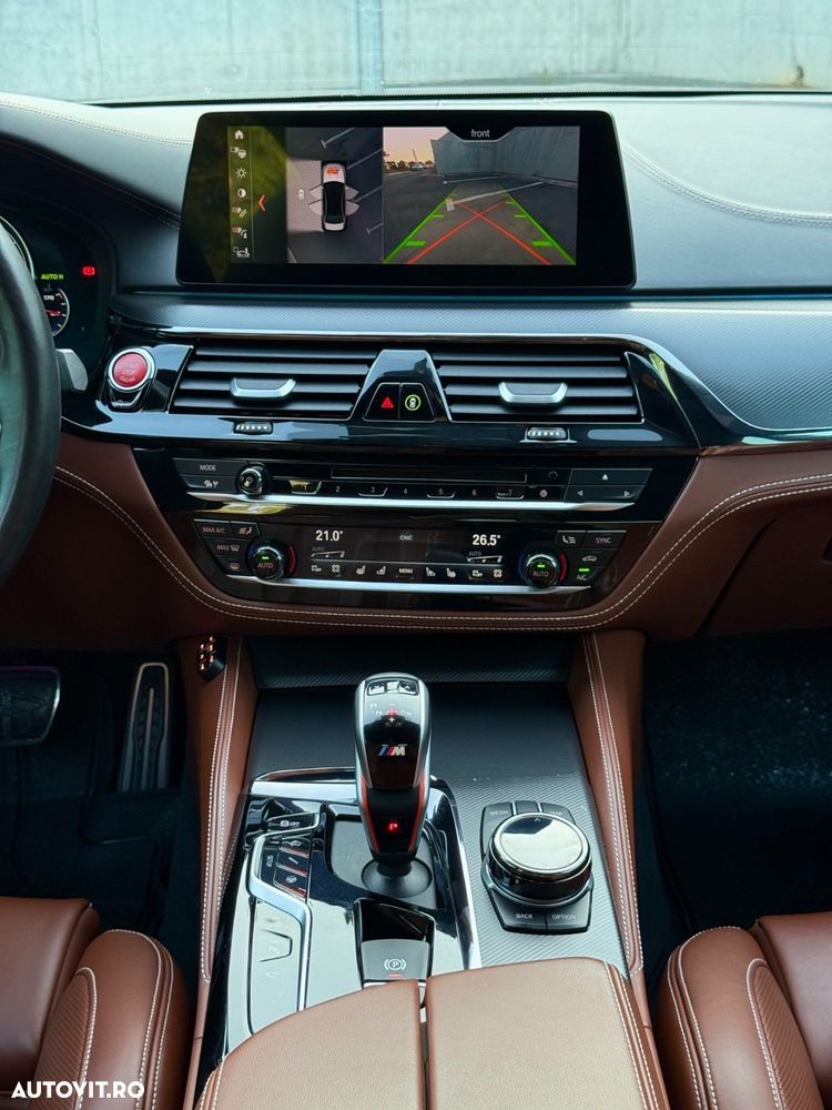 BMW M5 Competition - 19