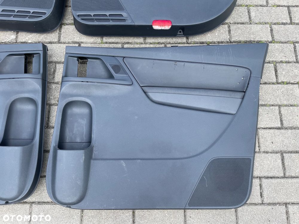 VW SHARAN II 10- Boczki Tapicerka drzwi komplet Europa skóra czarne - 3