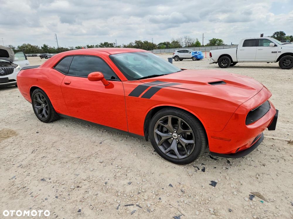 Dodge Challenger Automatik SXT Plus - 2