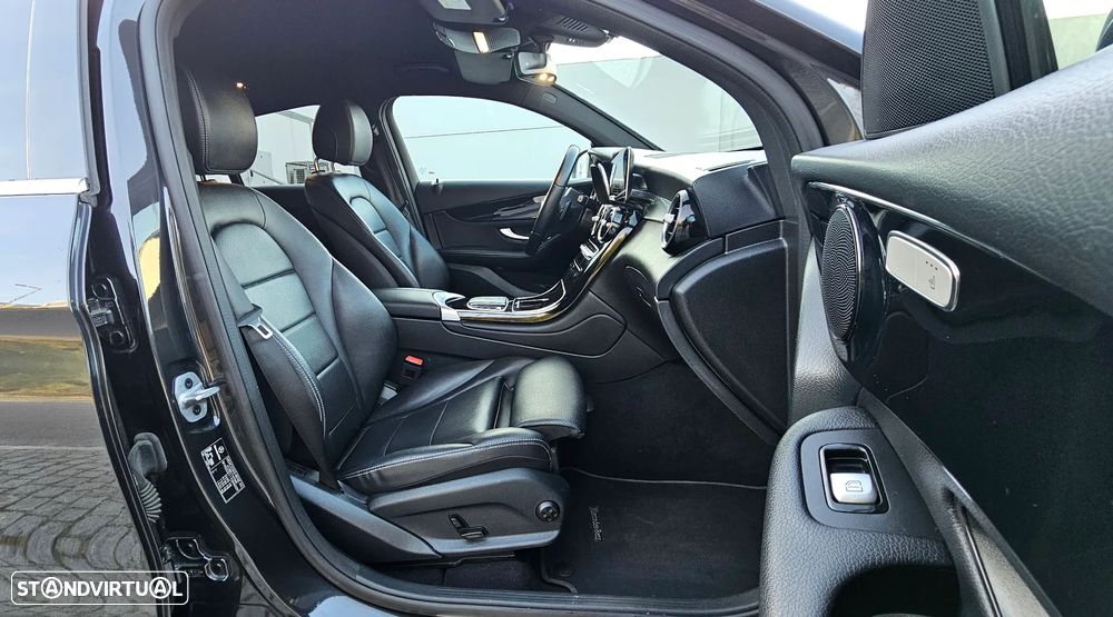 Mercedes-Benz GLC 300 de Coupe 4Matic 9G-TRONIC - 26