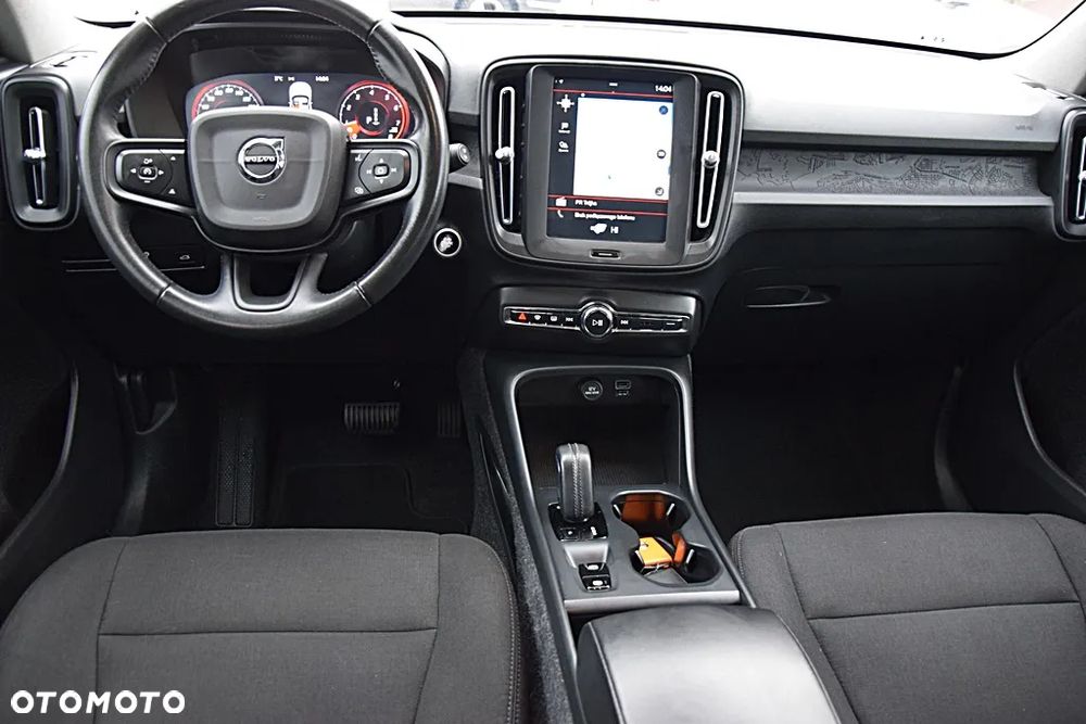 Volvo XC 40 T2 Essential - 14