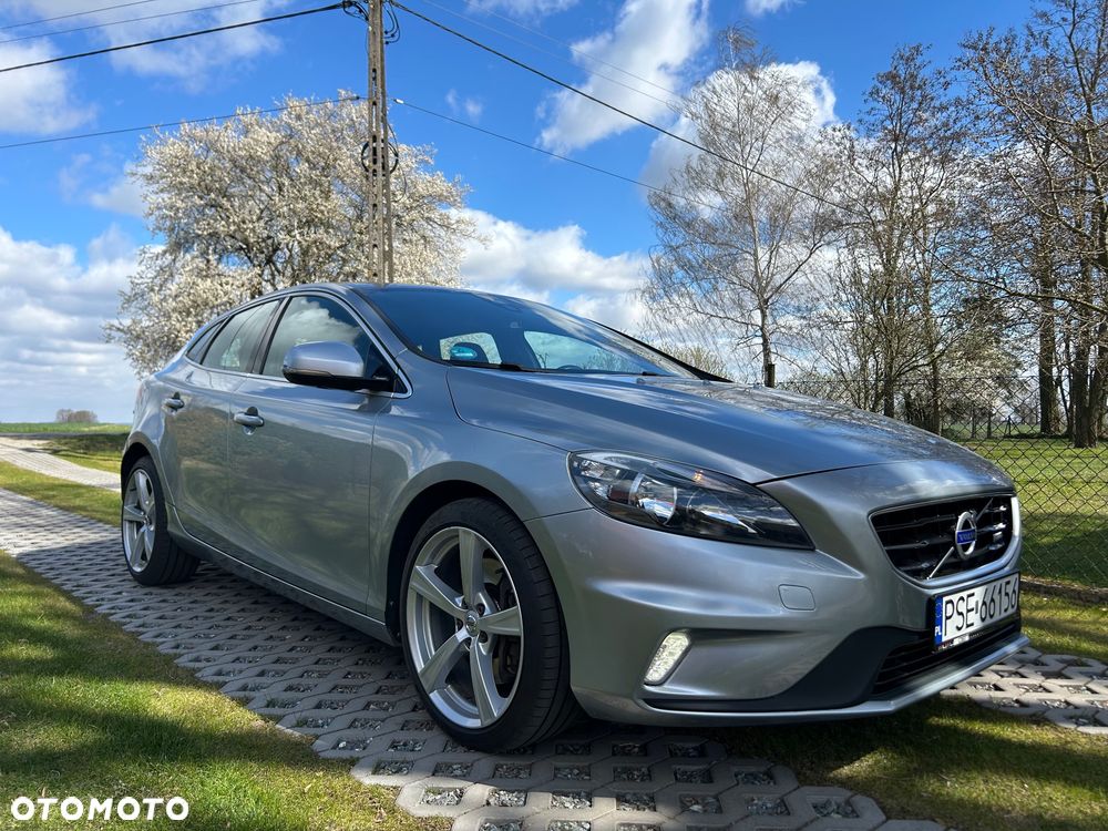 Volvo V40 D4 Drive-E R-Design Momentum - 3