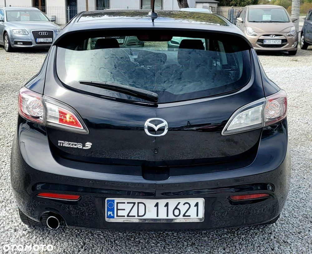 Mazda 3 1.6 CD Exclusive + - 21