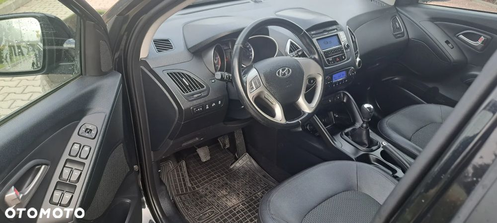 Hyundai ix35 - 22