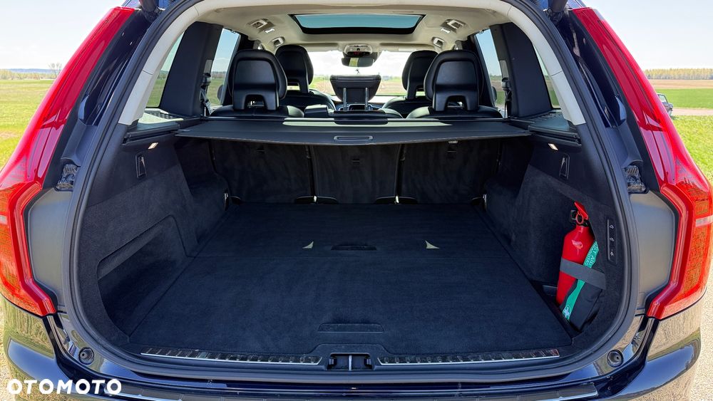 Volvo XC 90 D5 AWD Geartronic Inscription - 12